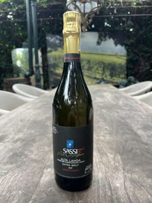 Sassi San Cristoforo Alta Langhe Extra Brut DOCG