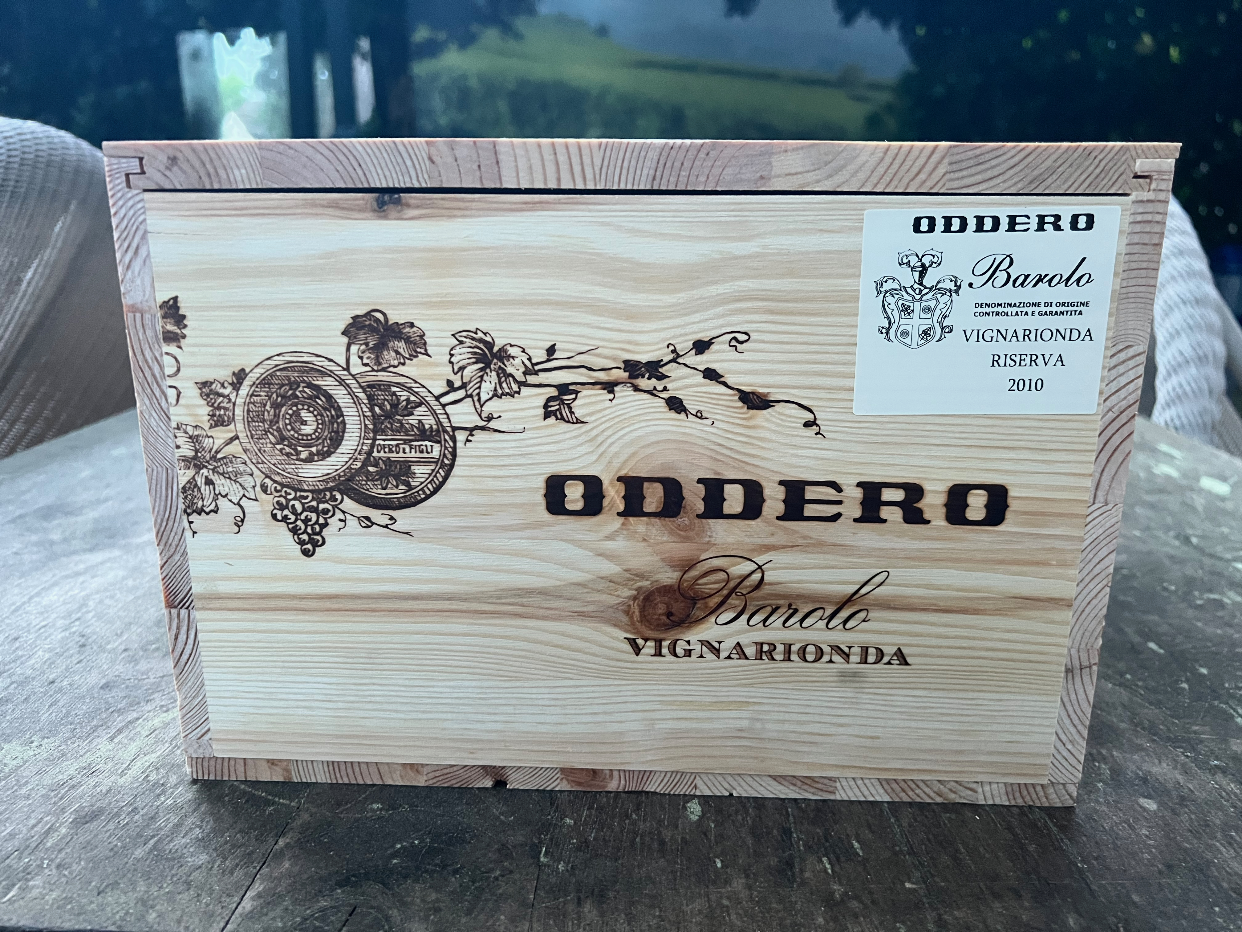 Poderi Oddero Barolo Riserva Vigna Rionda DOCG - Image 4